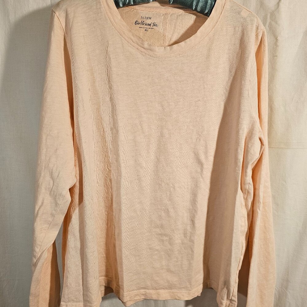 j. crew pale peach/pink long-sleeved girlfriend tee very good used condition